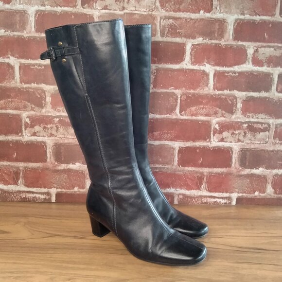 Ecco Black Boots Womens Size 7 - 7.5 Black  Leather Riding Heeled Zip Up Boots - Picture 1 of 8